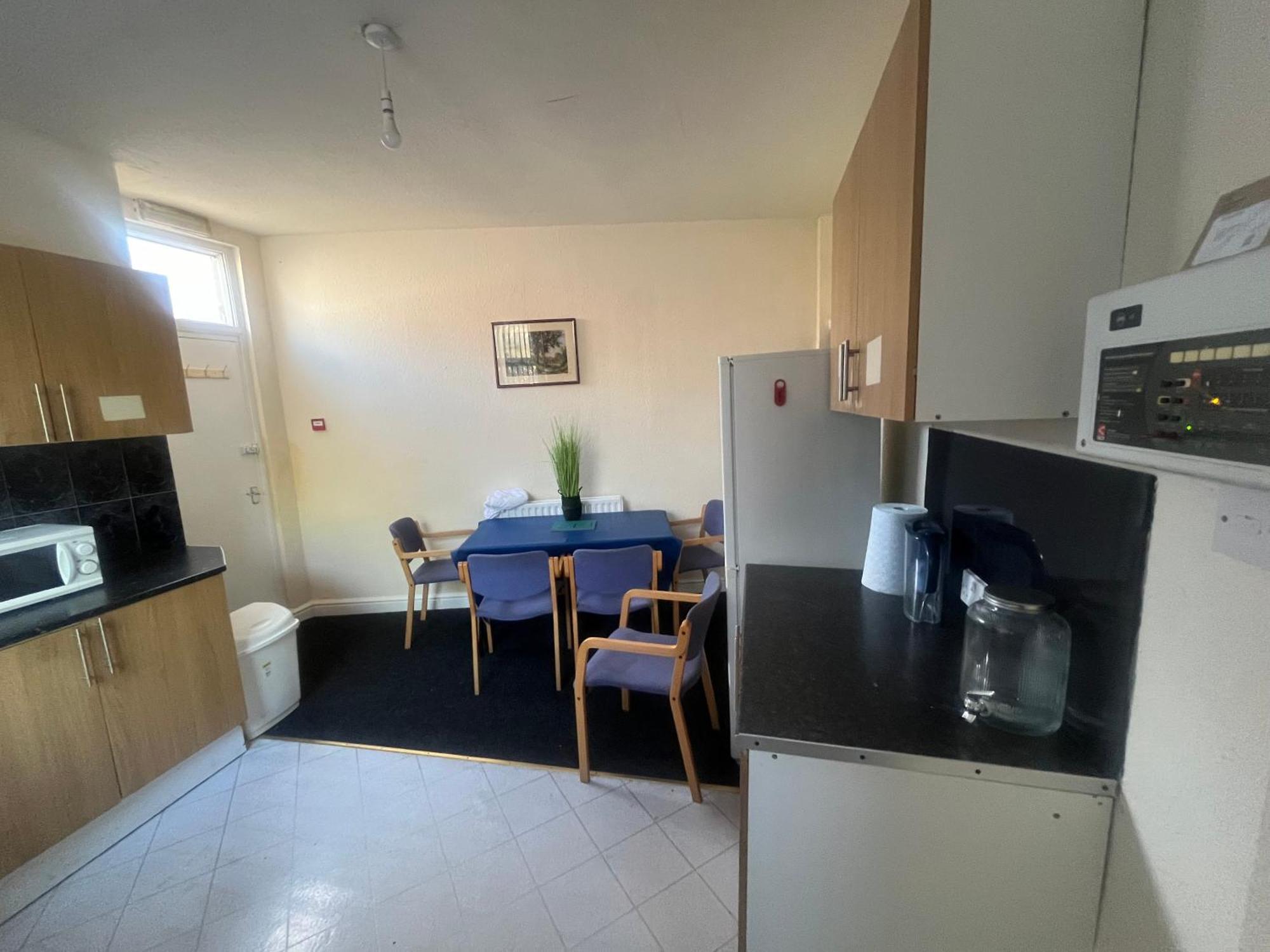 Simple Inn Вэйкфильд Экстерьер фото